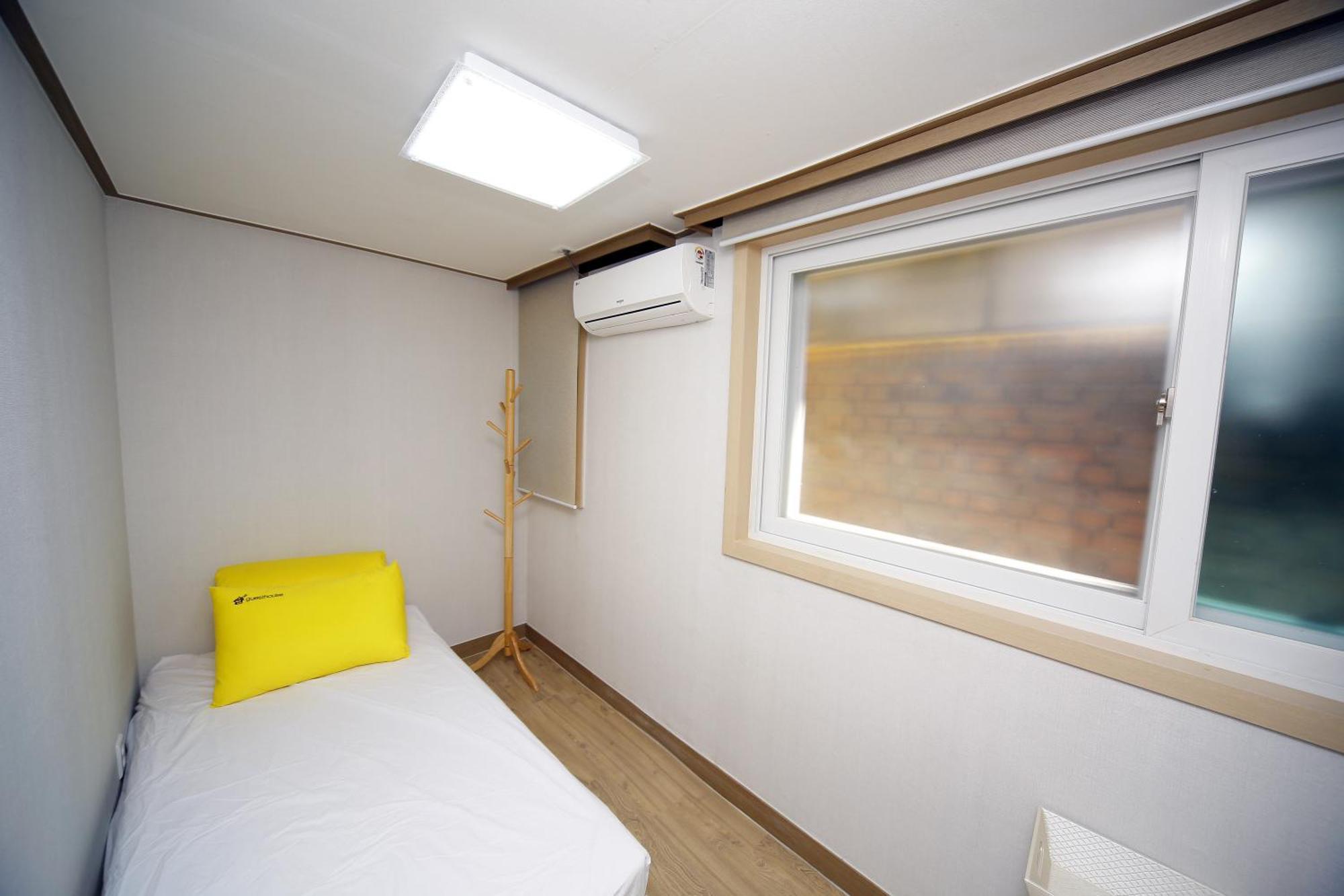 24 Guesthouse Kyunghee University Seoul Zimmer foto