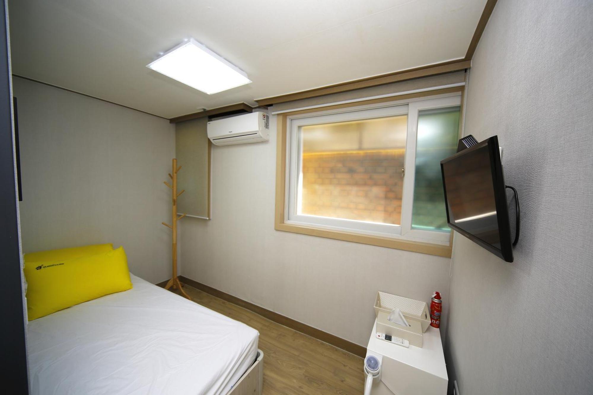 24 Guesthouse Kyunghee University Seoul Zimmer foto